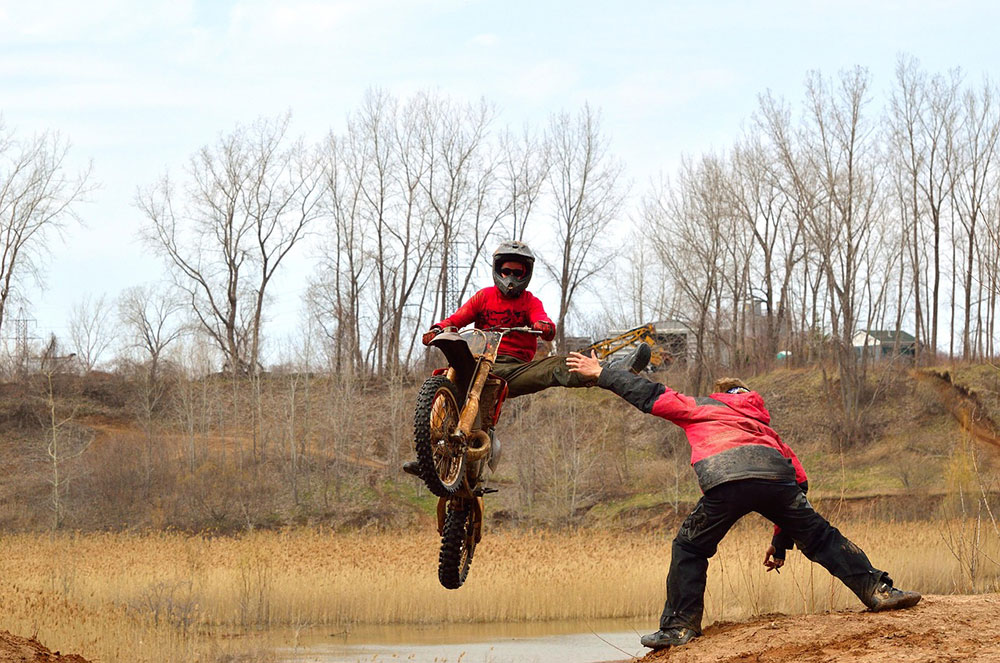 70154 dirt bike 330214 1280