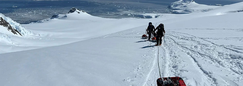 99b615 1acfad4e777f4d45bbfdbb7ddcf607d6mv2