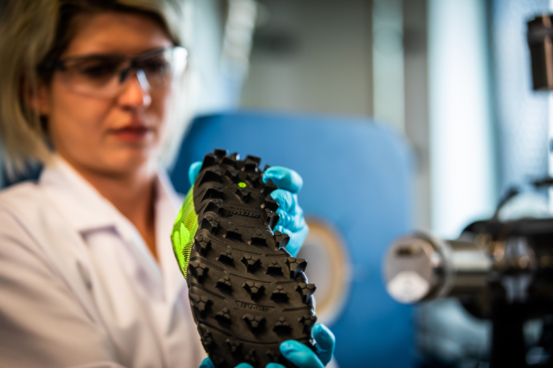 Inov 8 Graphene Insitute 1 MUDCLAW