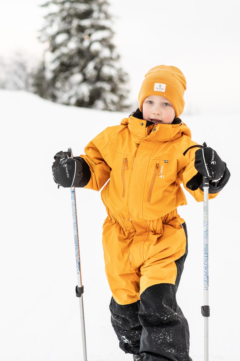 Isbjorns award winning Penguin Snowsuit in action 002