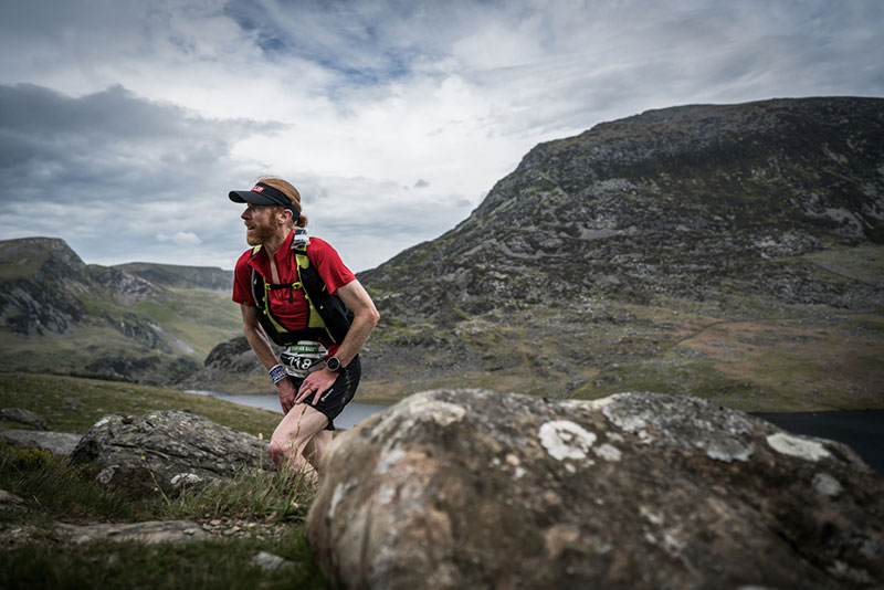 Montane athlete Marcus Scotney in action during the 2017 Dragons Back Race copyright iancorless
