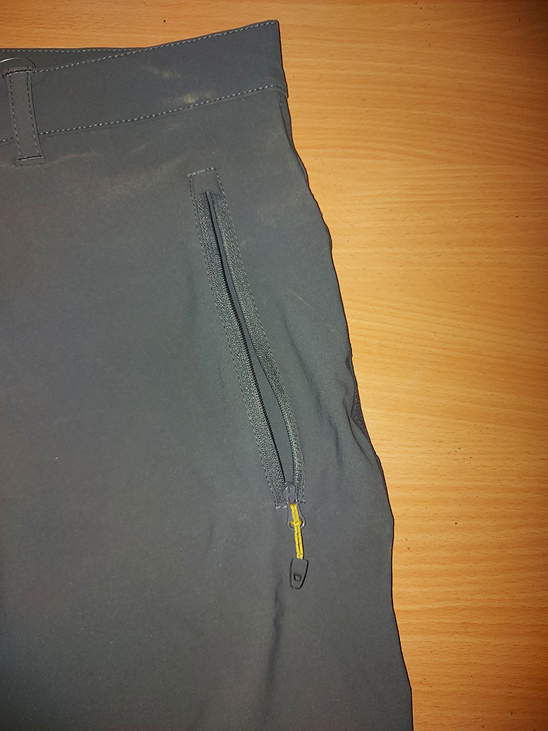 Nevis side pocket