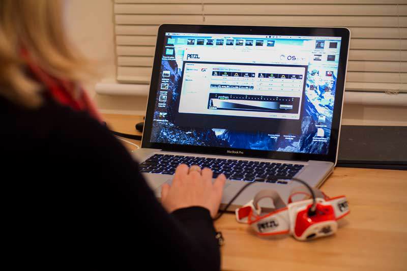 Petzl tikka lisa using software