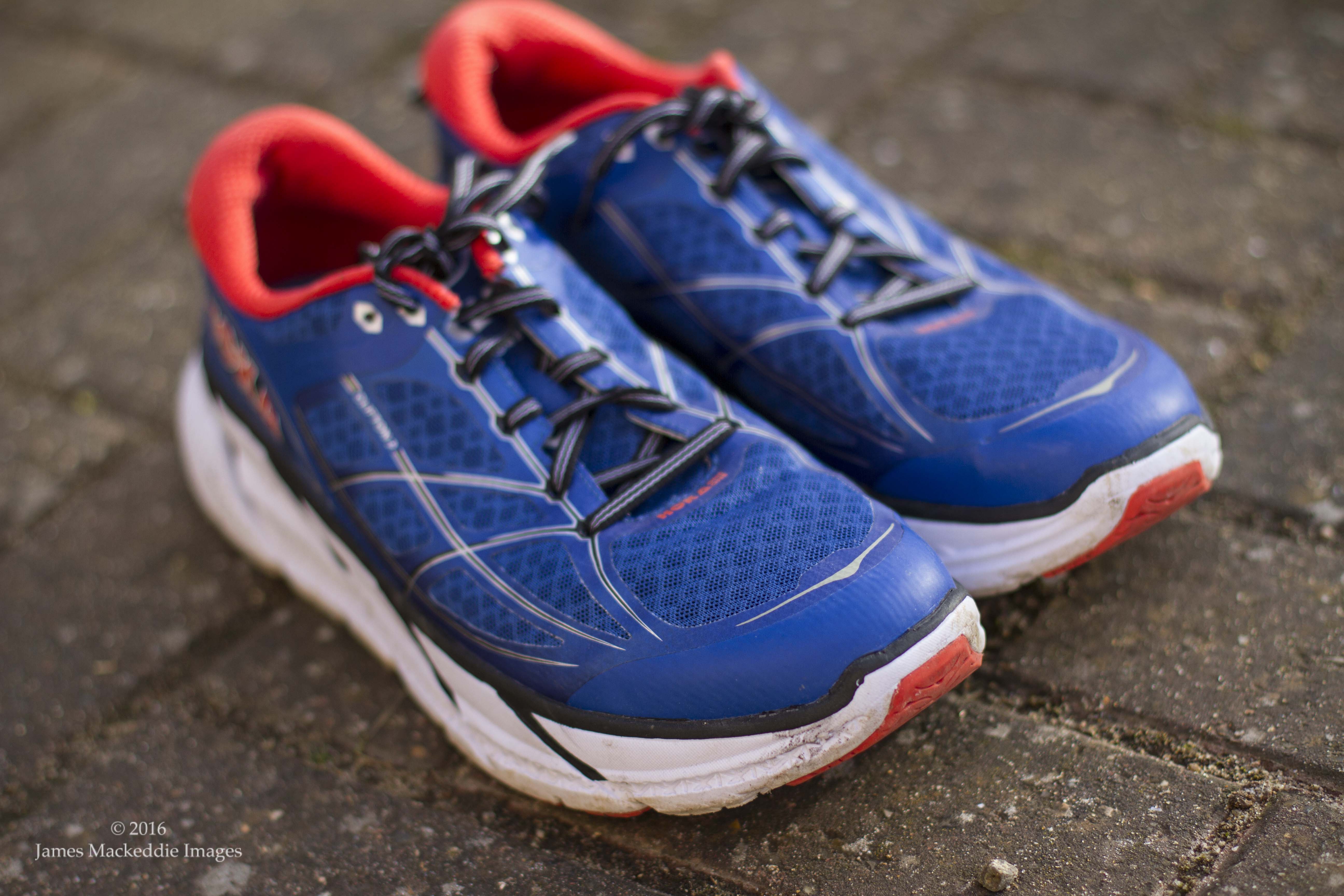 Hoka Clifton 2 both front angle