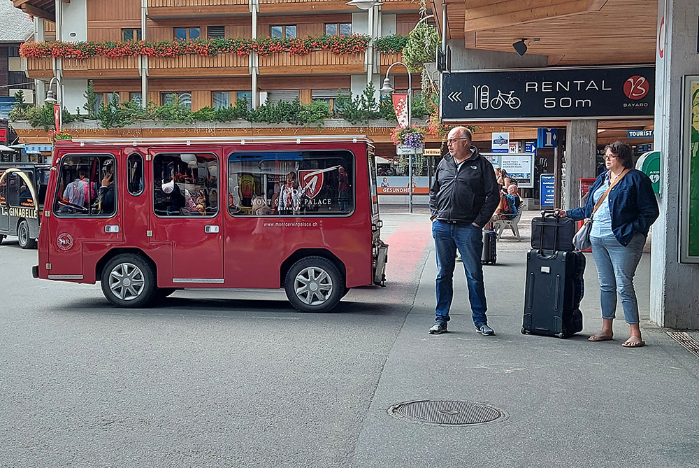 Zermatt taxi