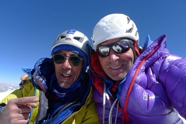Mick and Vic resume partneship to target a new unclaimed objective